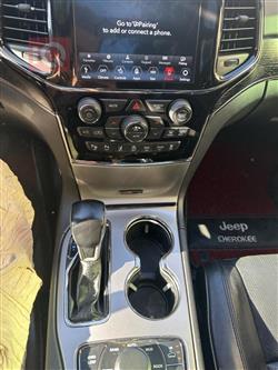 جيب جراند شيروكي